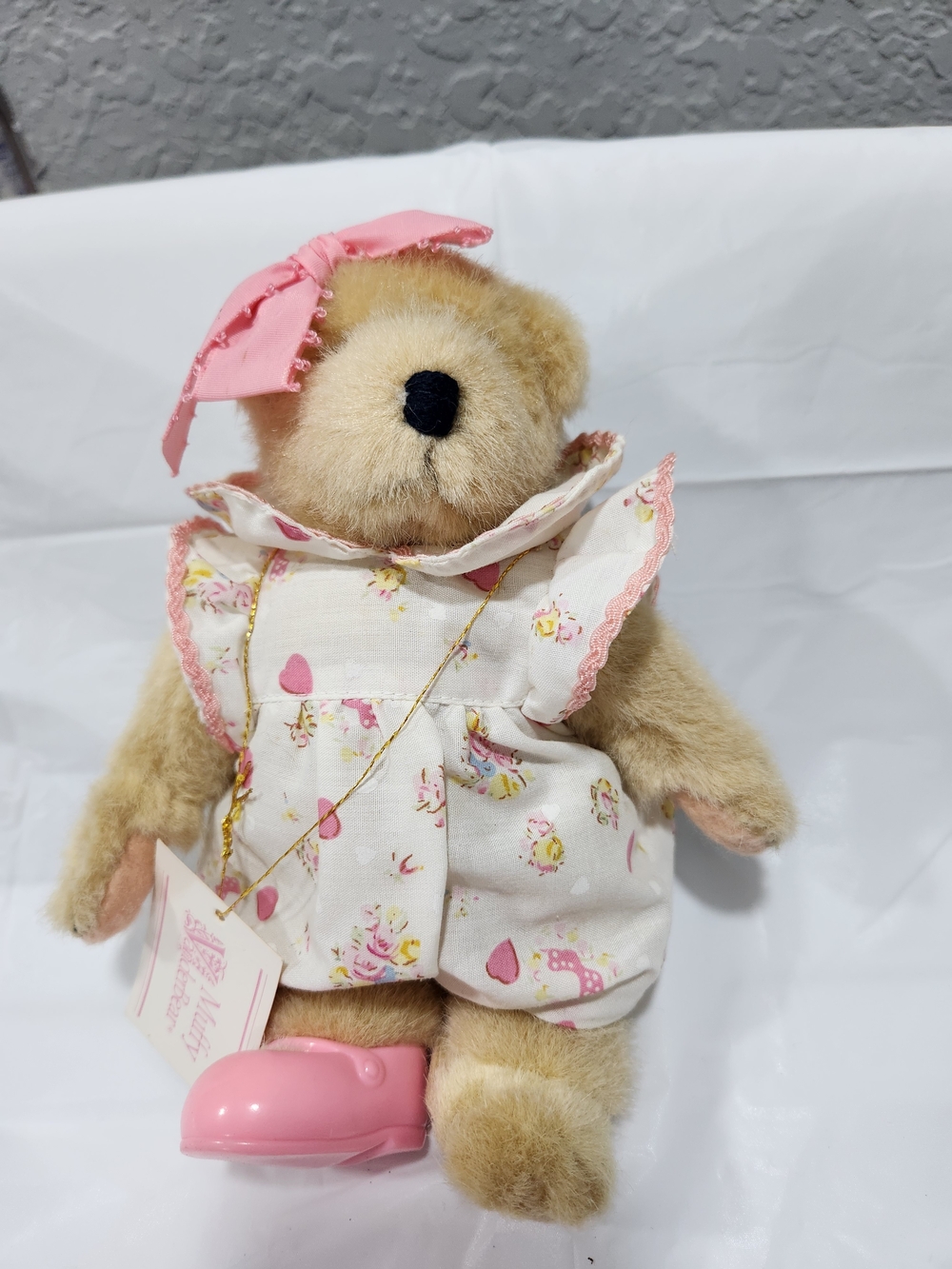Vintage Bear With Pink Bow. Missing One Shoe